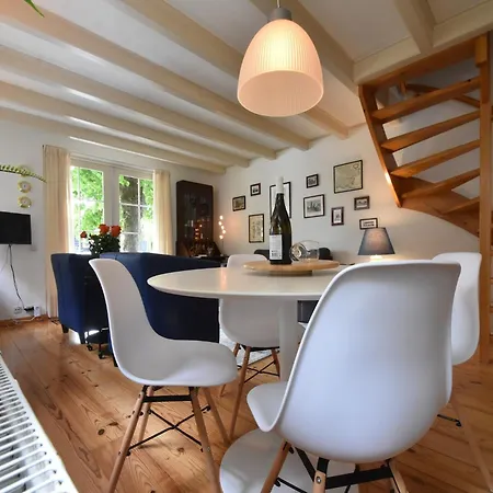 Serene Getaway In Edam, Cleaning Included