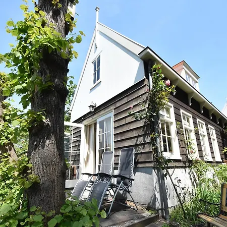 Serene Getaway In Edam, Cleaning Included Holiday home